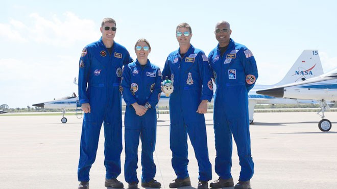 54 YIL SONRA AY'A İNSANLI UÇUŞ