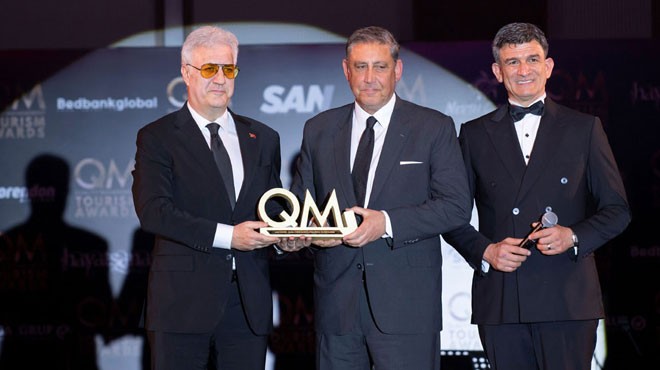 CORENDON TURİZM GRUBUNA ÖDÜL